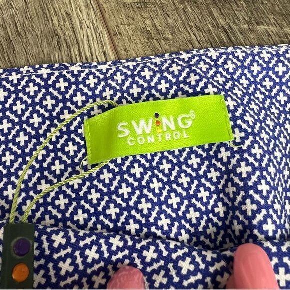 NWT Swing Control Masters Tummy Control Maria Blue Geometric Golf Shorts Size 8 - Picture 6 of 12